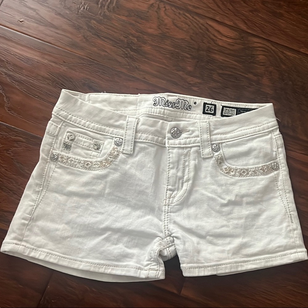 Miss Me White Jean Shorts Classic Fit